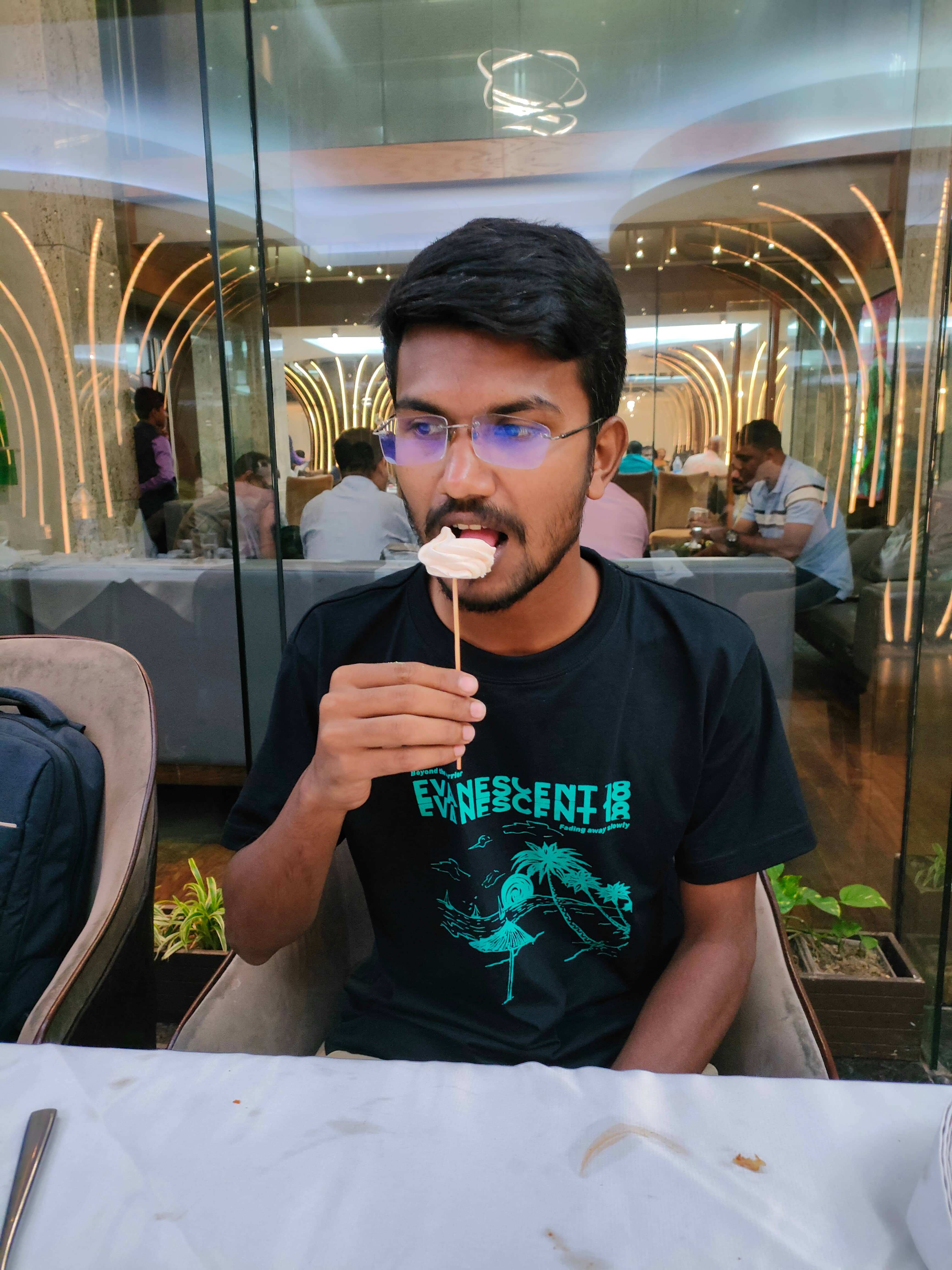 বুফে (বনজুর, চট্টগ্রাম)