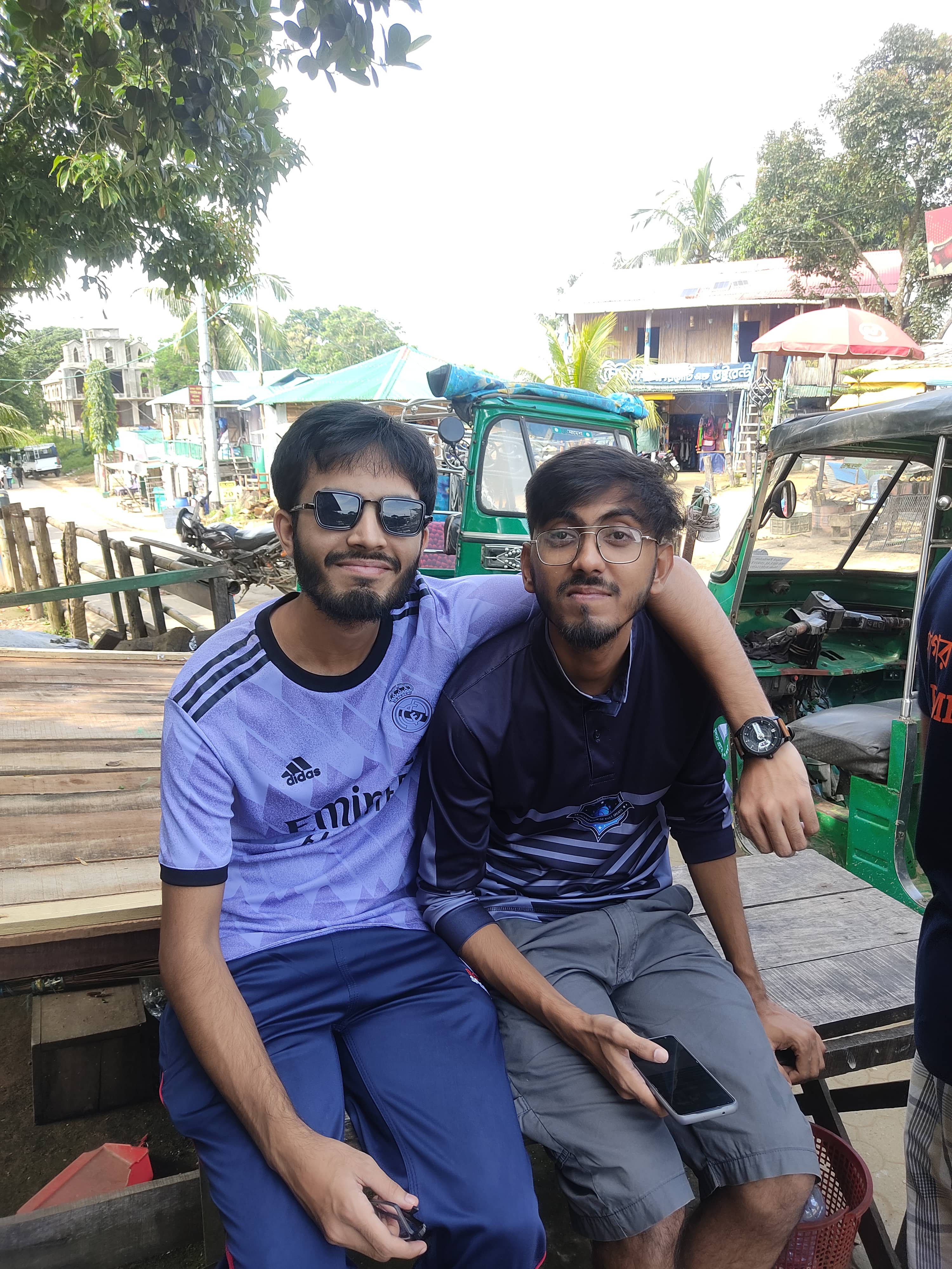 আমিনুল ও সিফাত (সাজেক)