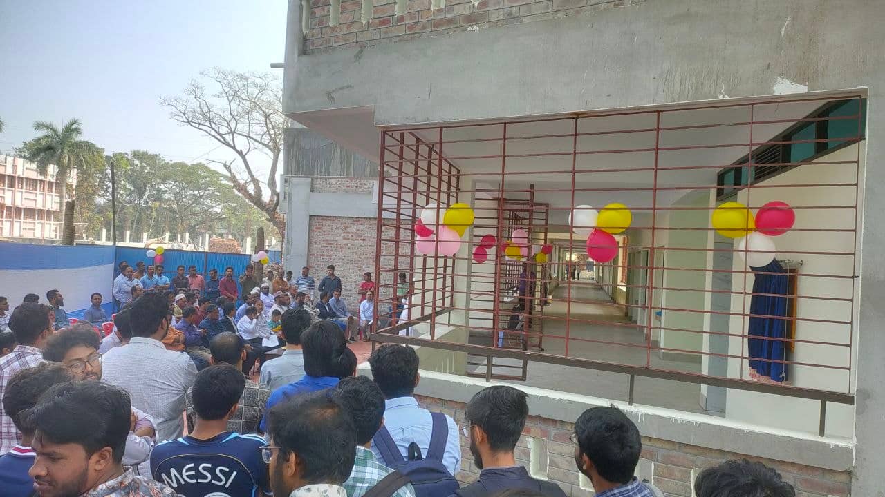 নতুন খাজা হল উদ্ভোধনের সময়