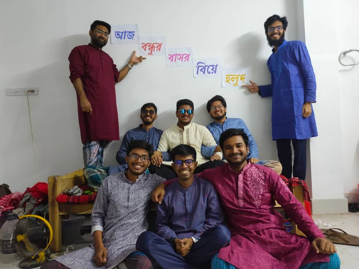 হলে উঠার আগে, শেষ বার মেসে রান্না করা