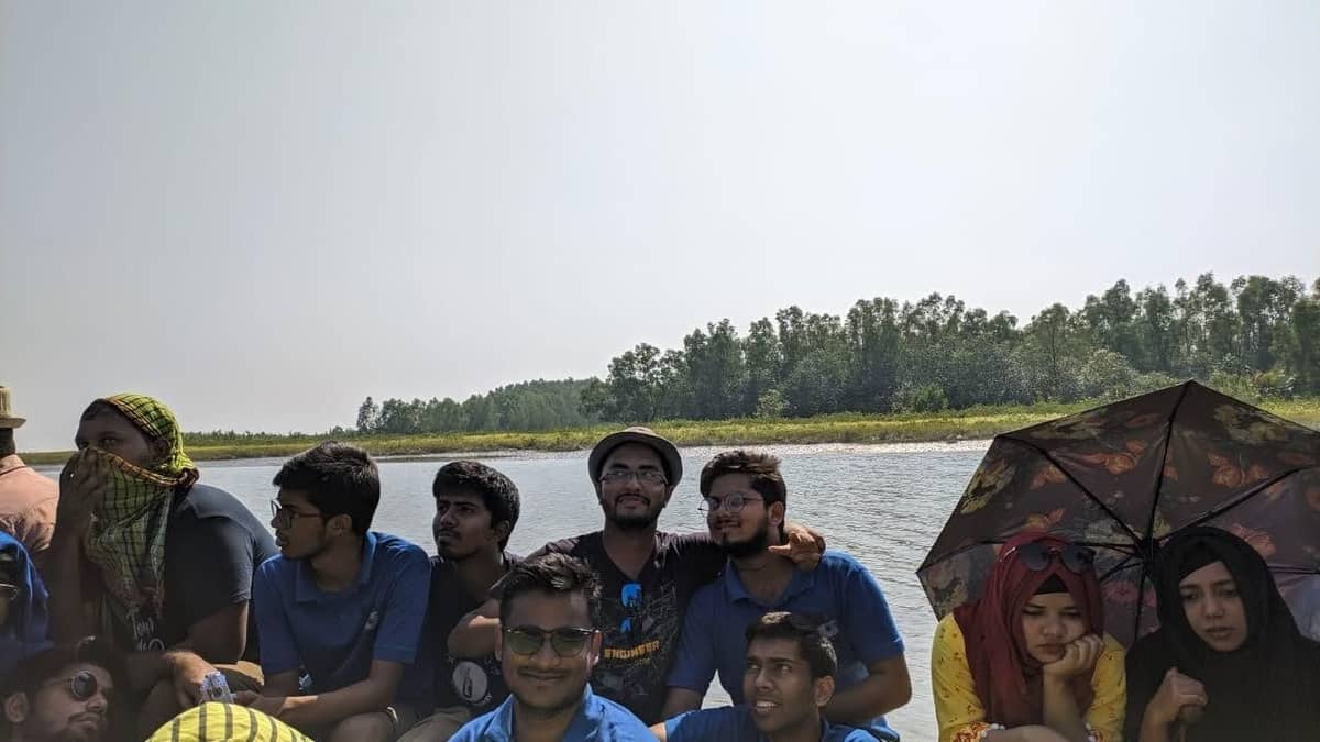 ক্যান্ডিড