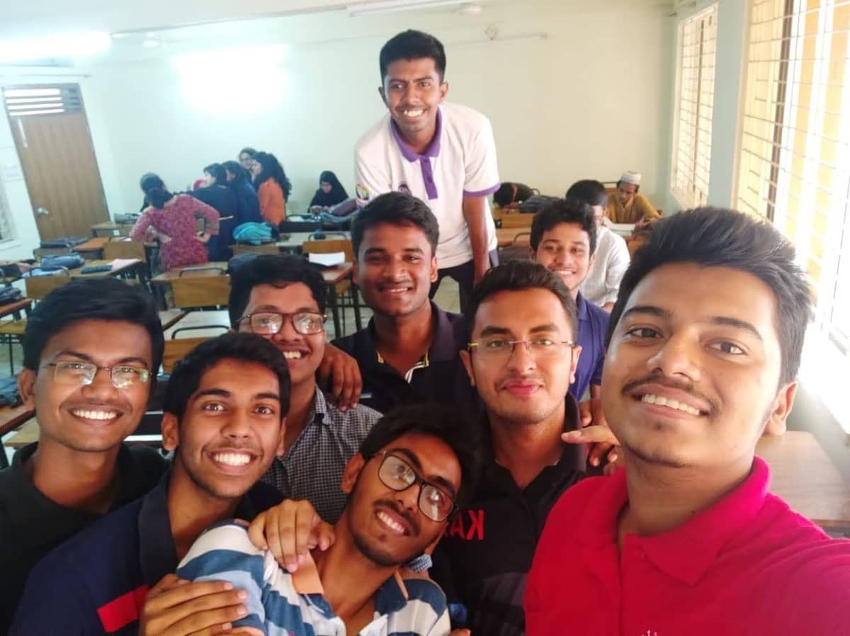 ১ম বর্ষের ক্লাস রুম।