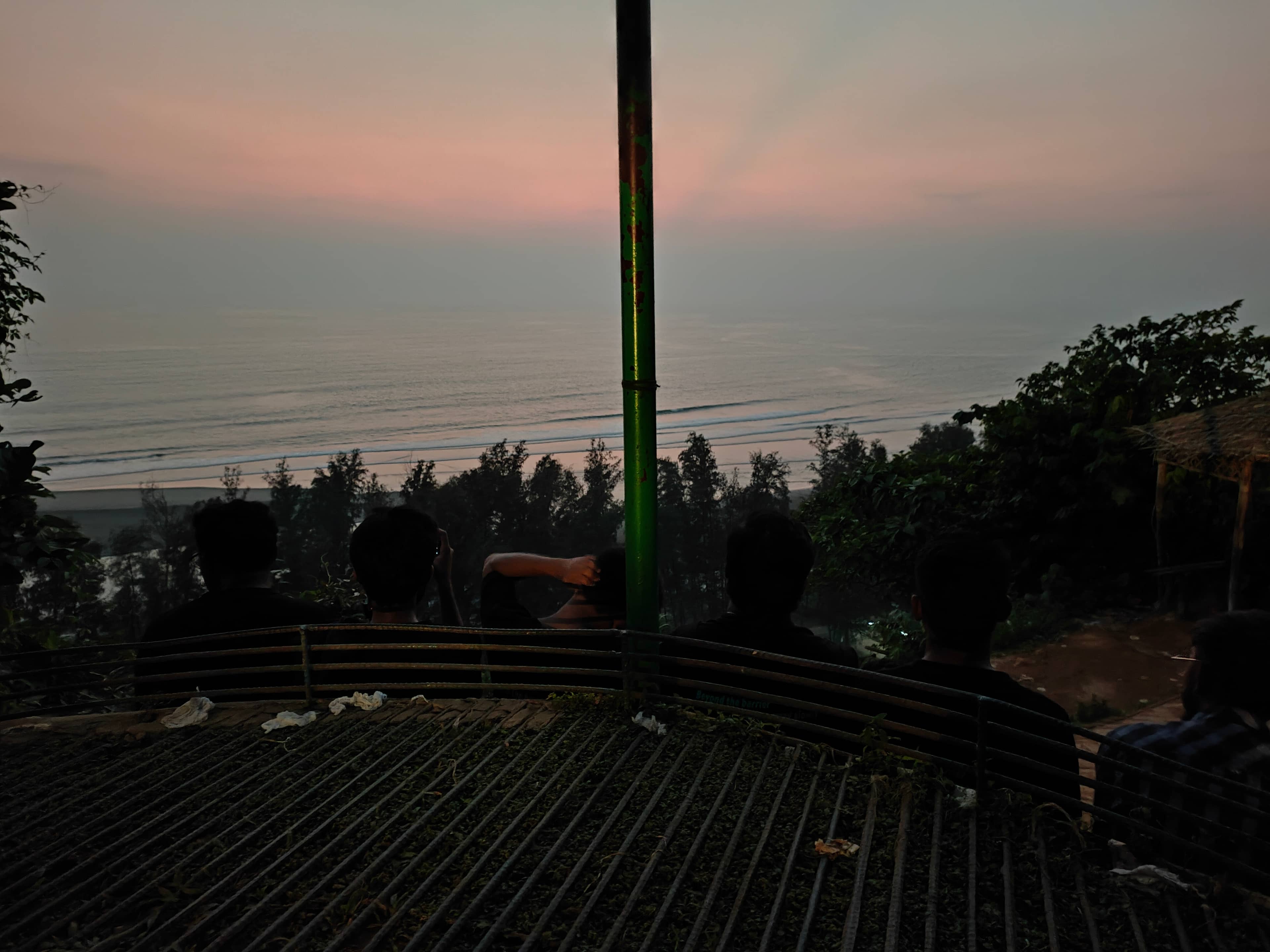 উপর থেকে সাগর দেখি সবাই (কক্সবাজার)