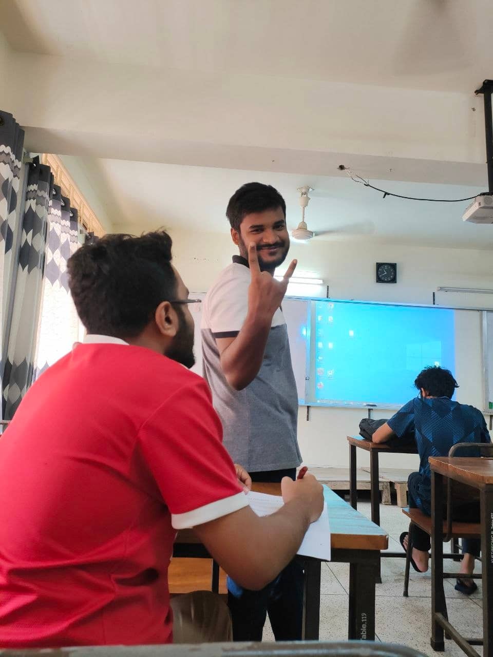খুব খুশি