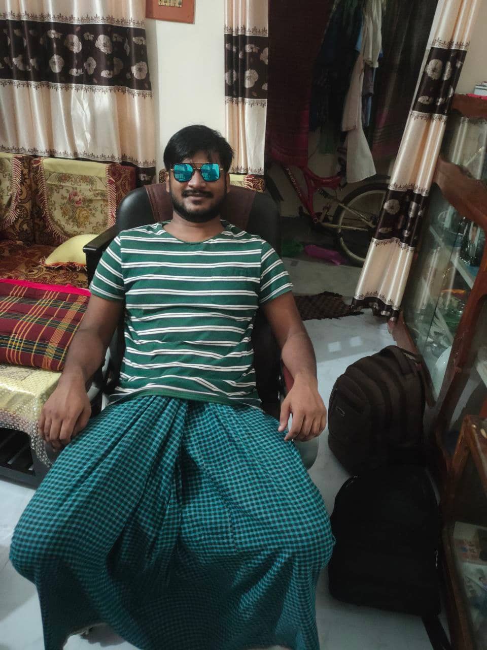 রাশেদের বাড়ি বরিশালে