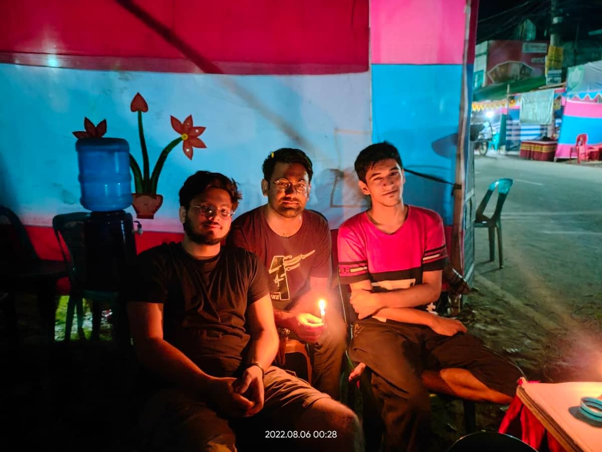 এডমিশন স্টলে