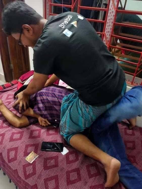 বিচার করা হচ্ছে
